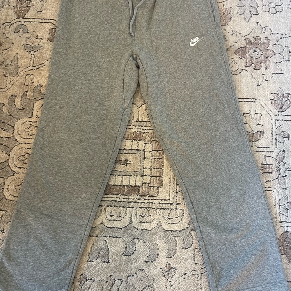 Nike Heather Gray Joggers
